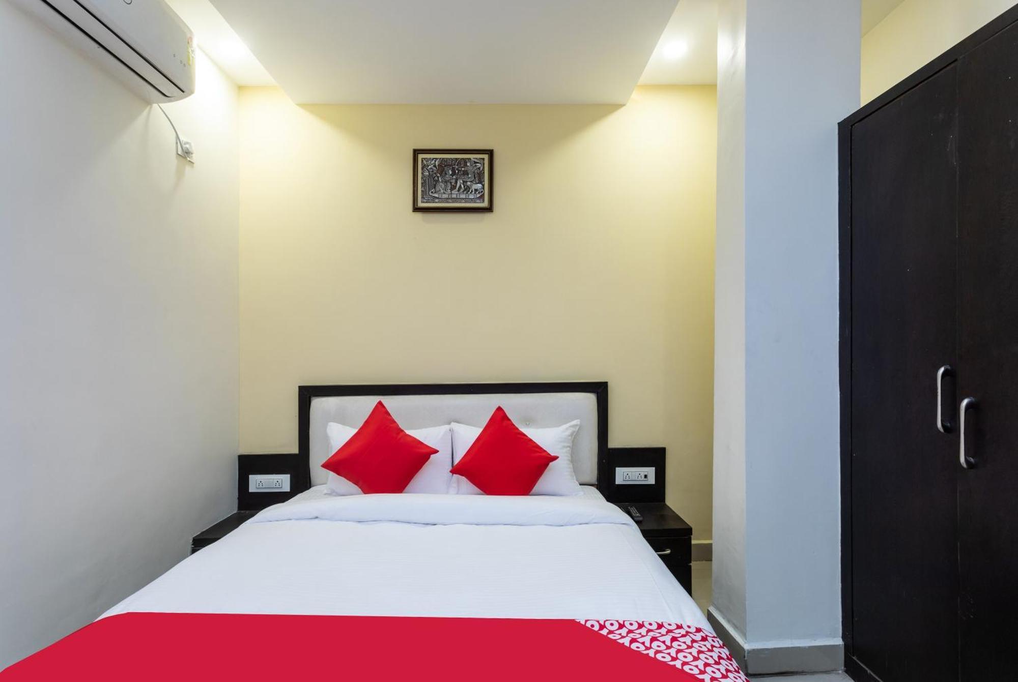 Spot On Hotel Trishla Bhopal Bagian luar foto