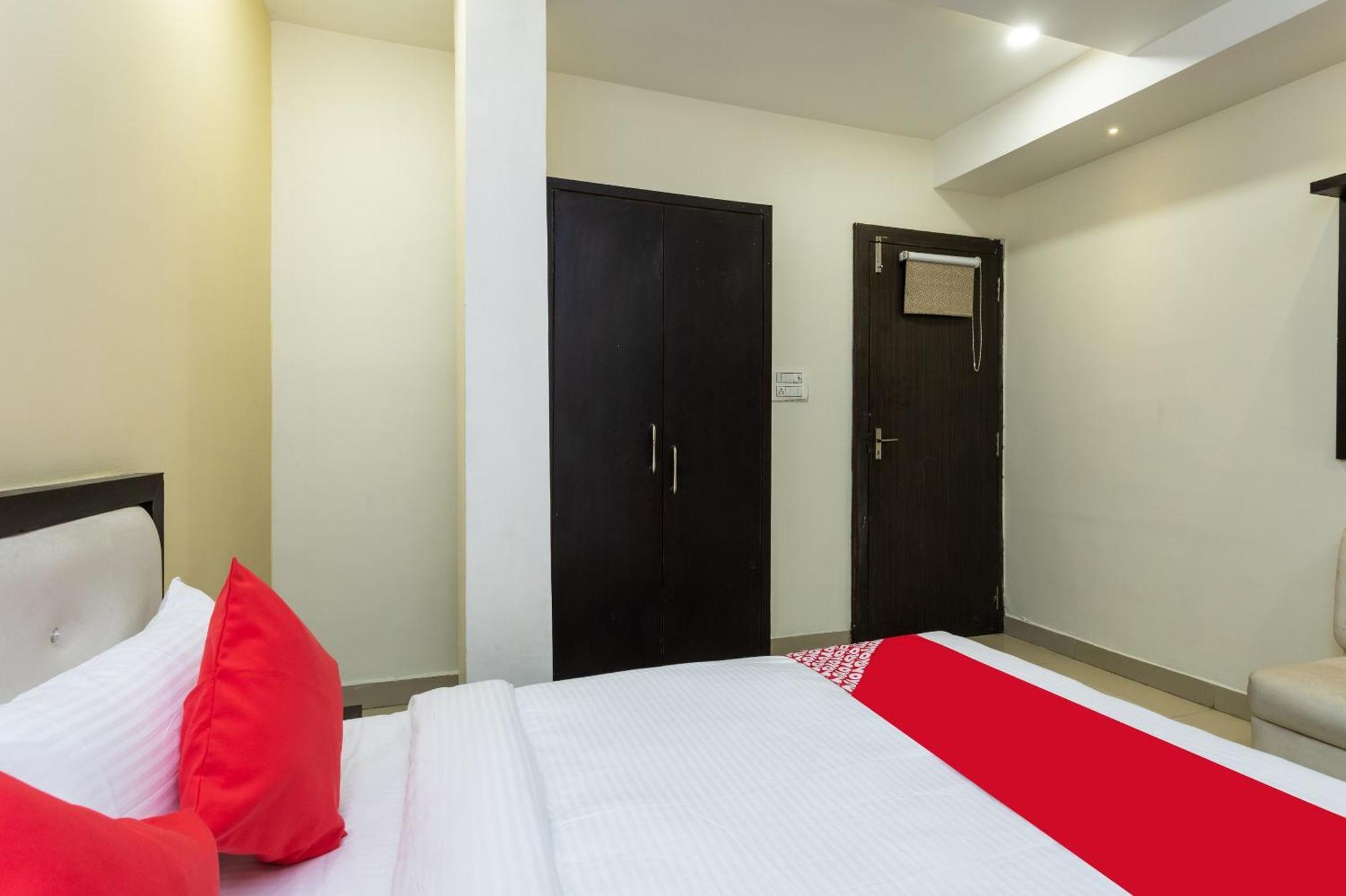 Spot On Hotel Trishla Bhopal Bagian luar foto