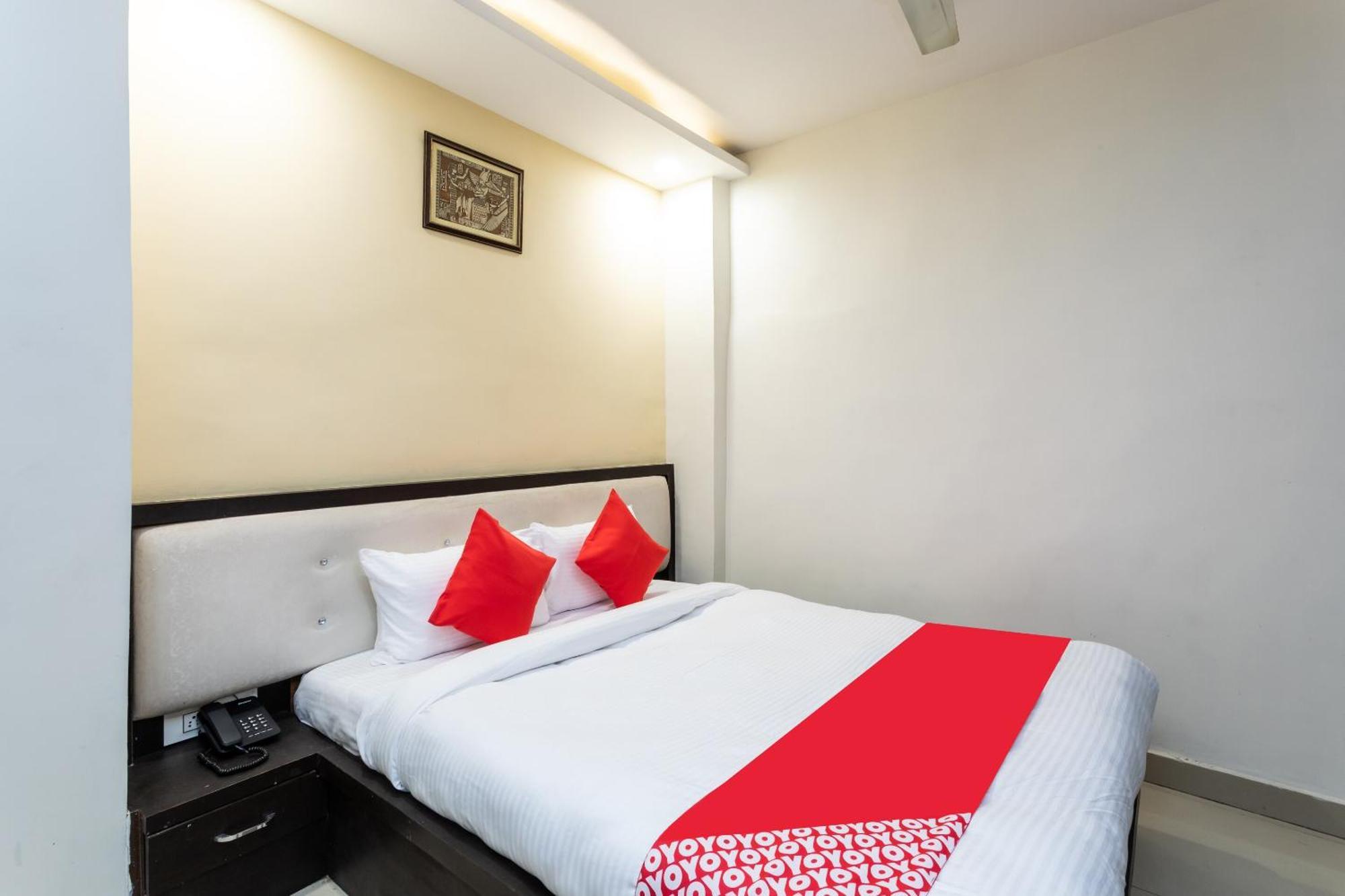 Spot On Hotel Trishla Bhopal Bagian luar foto